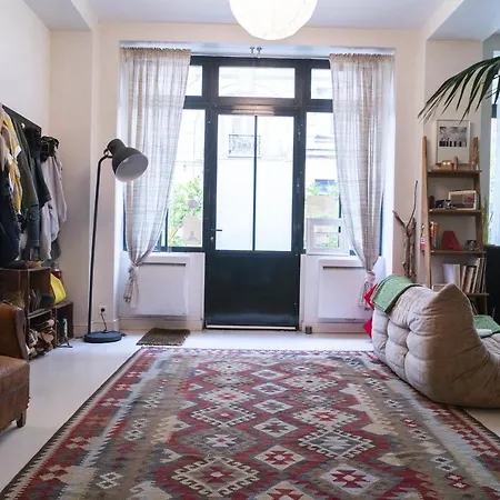 Hostnfly - Magnificent Bright And Atypical Apt With Garden Appartamento Parigi
